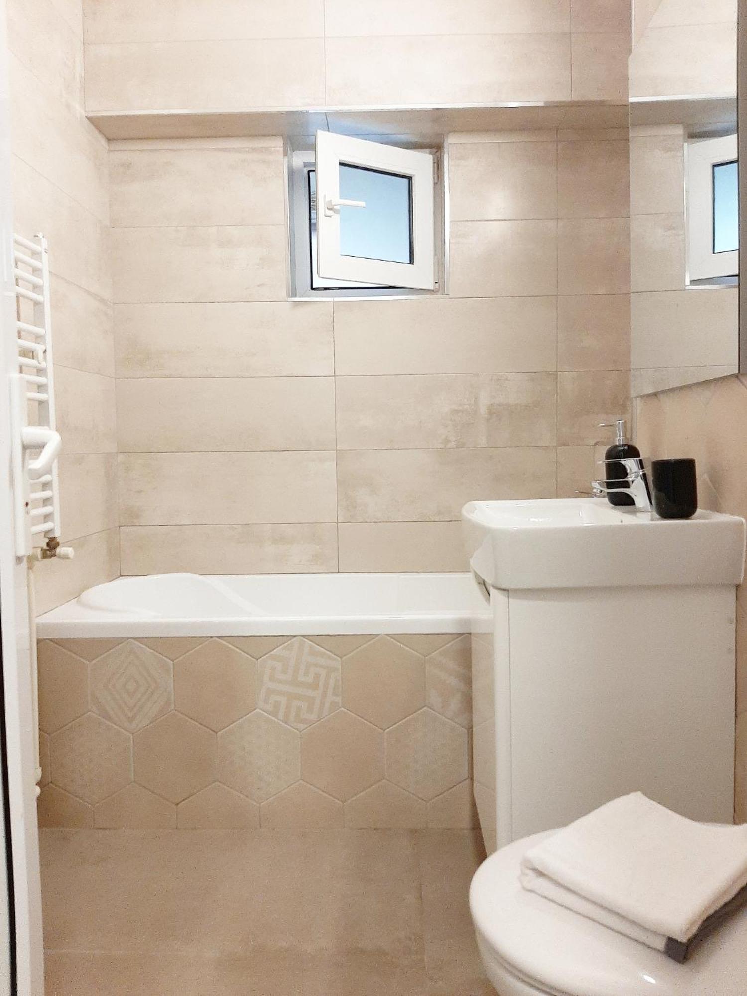 Apartament Cezar Faleza-Nord Constanta-Plaja Reyna Exterior foto